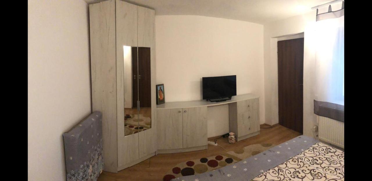 Готель Casa Delia Келіменешті Екстер'єр фото